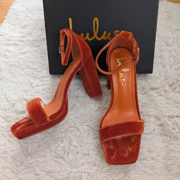 Lulu's Rust Velvet Heels - Picture 3 of 7
